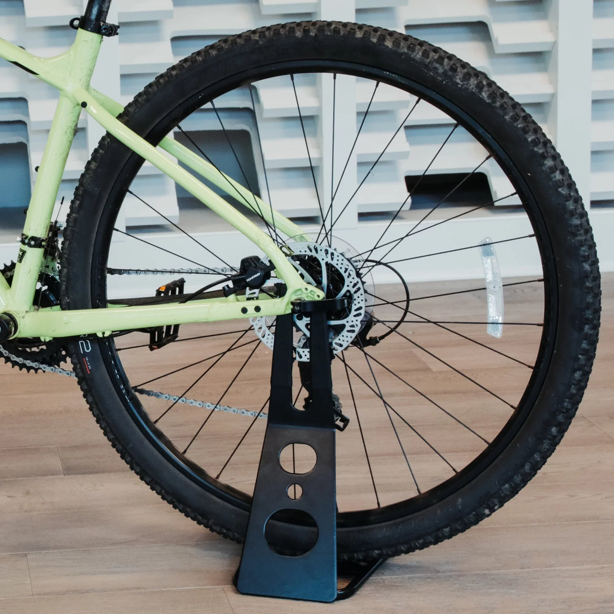 Stand Lumintrail Road Mount Hub Rack Mountain Bicycle and for Bike Parking Floor Bike Rear