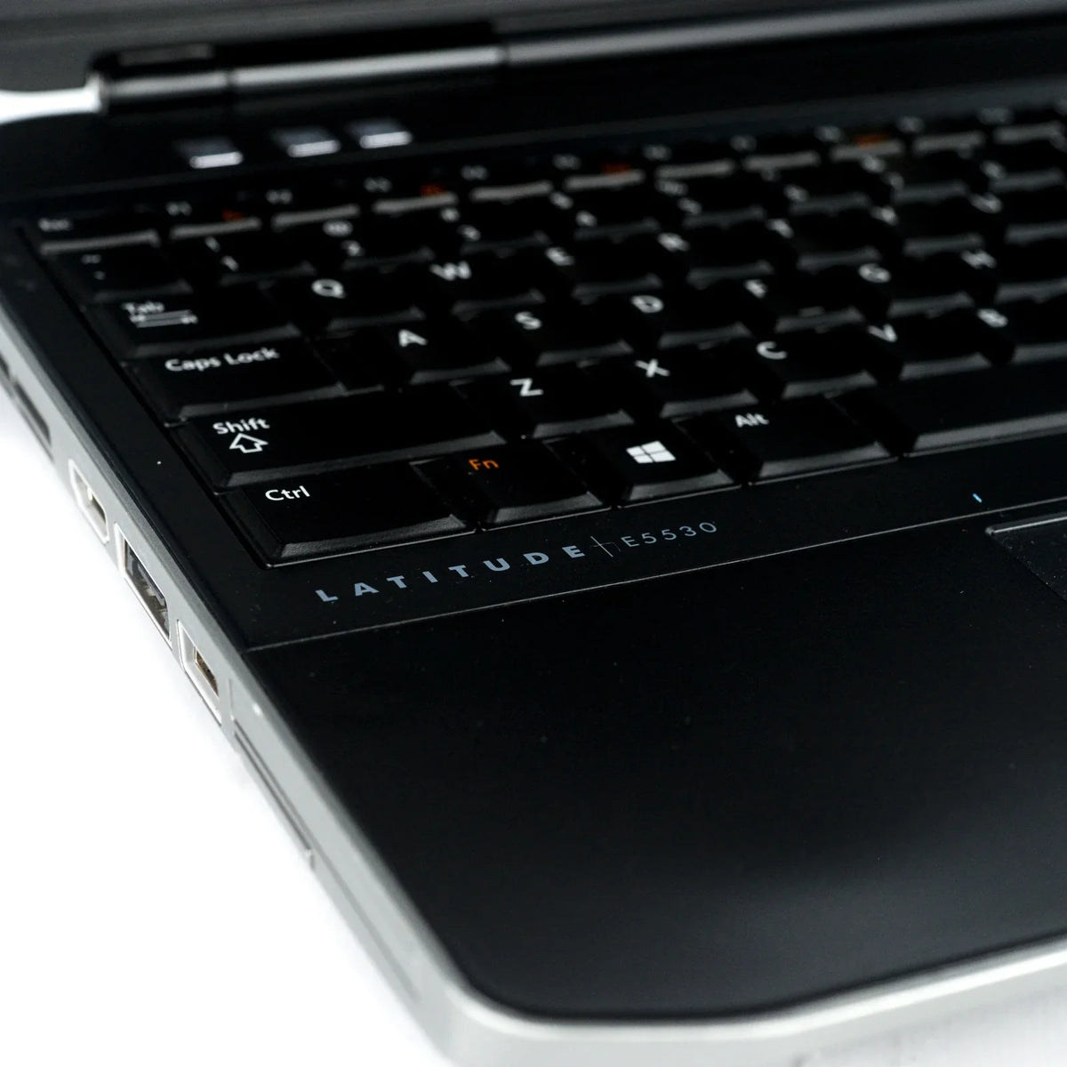 Windows (Used) Core 256GB i7, RAM, Silver DVD-ROM, 10, Dell Intel Laptop, HD, 15.6" PC 8GB