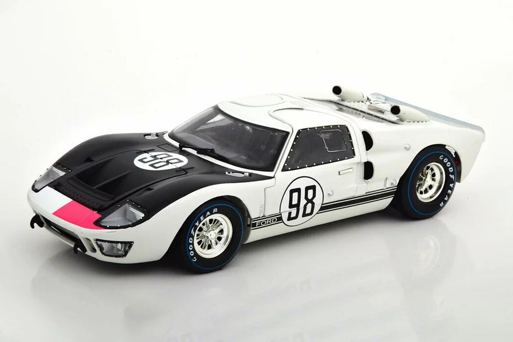 II - Model Ford GT-40 1/18 SC415W #98, Diecast scale - Shelby Toy MK 1966 Car Shelby White Collectibles