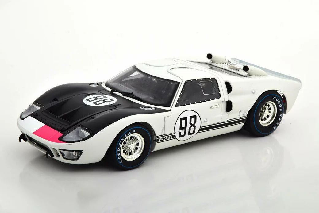II - Model Ford GT-40 1/18 SC415W #98, Diecast scale - Shelby Toy MK 1966 Car Shelby White Collectibles