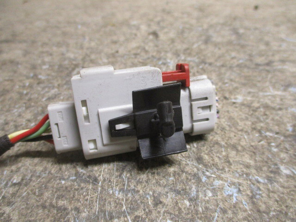 Back Equinox 18 Pre-Owned (Good) Chevrolet LKQ 20 Camera Up OEM View 21 19 Rear