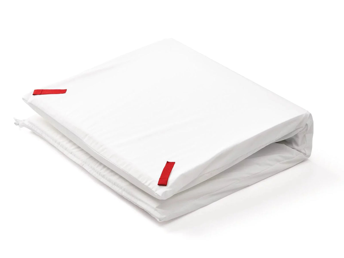 Light BabyBjorn Silver Crib Travel Sheet Bundle Pack and Fitted