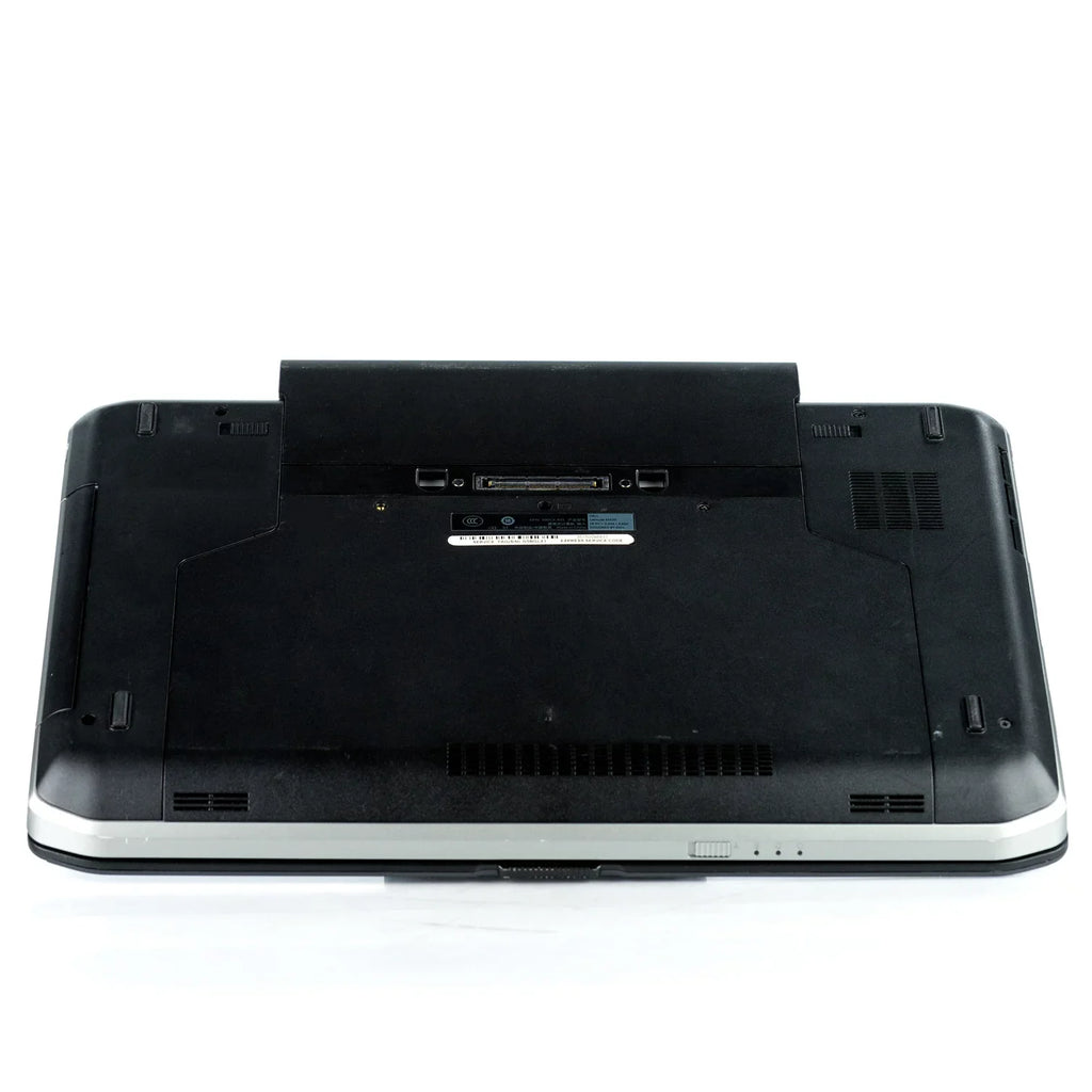Windows (Used) Core 256GB i7, RAM, Silver DVD-ROM, 10, Dell Intel Laptop, HD, 15.6" PC 8GB