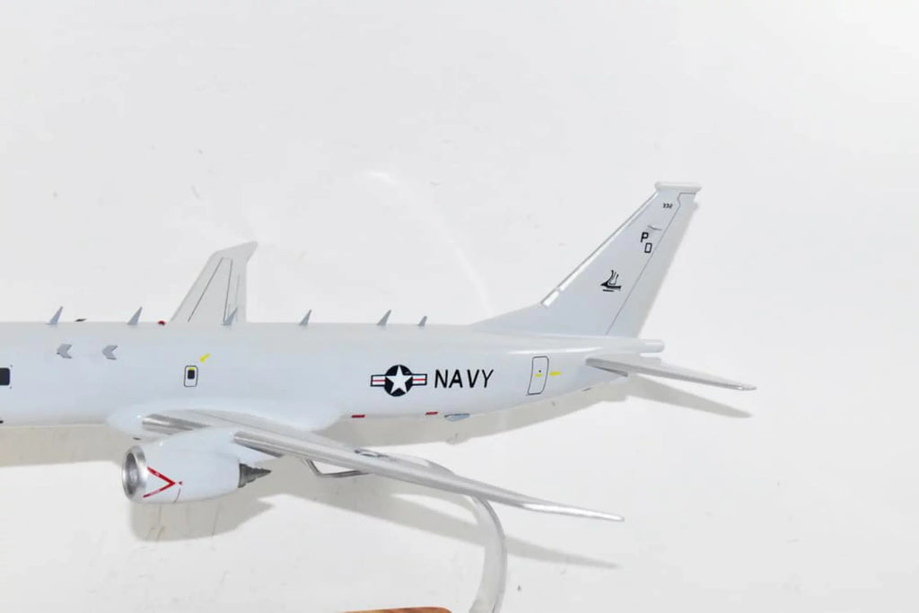 Eagles 2019 P-8 VP-9 Golden Model
