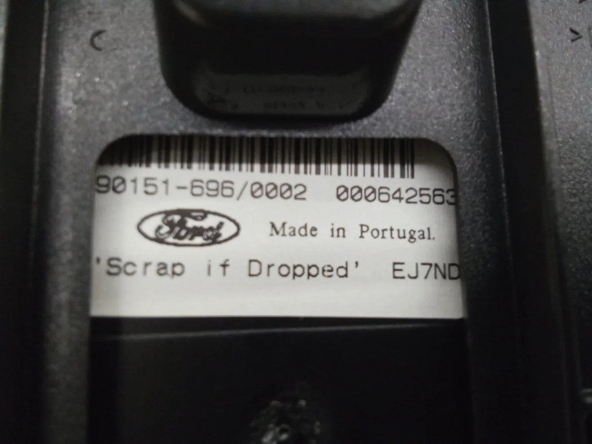 Escape Ford (Good) Panel w/Sony System Control 13-16 Pre-Owned Radio OEM Audio