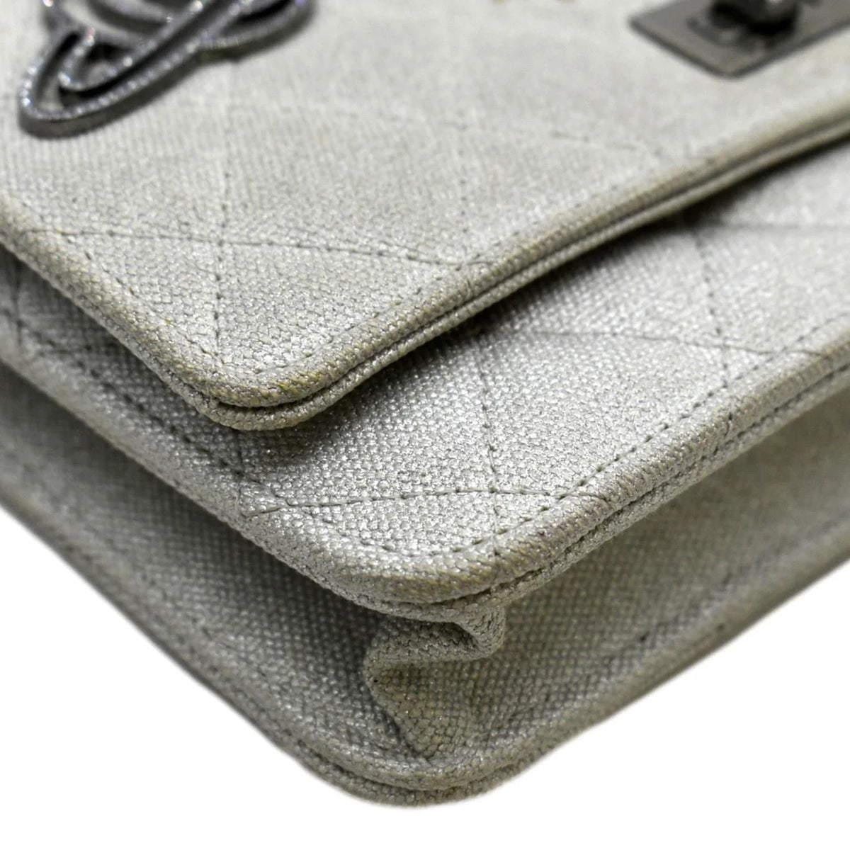 WOC Bag Reissue Crossbody Space Light Canvas Grey Pre-Owned CHANEL Quilted Charm 2.55 Classic