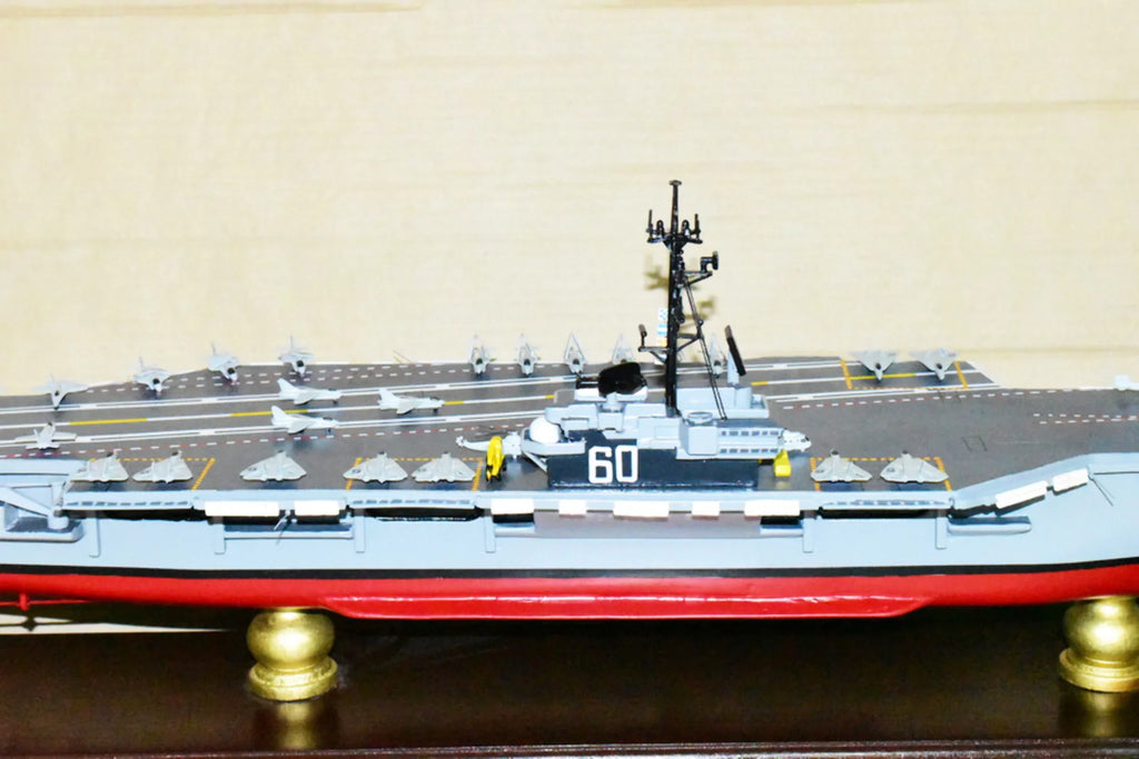 Model,Mahogany,Forrestal Model,Navy,Scale Carrier USS Class CV-60 Saratoga Aircraft