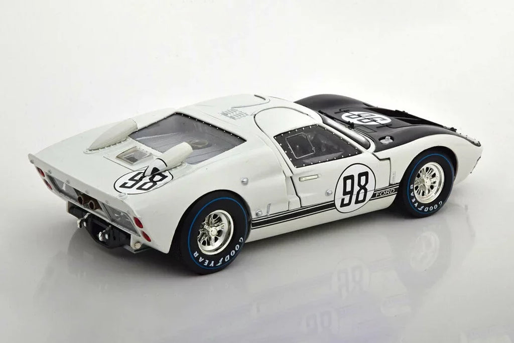 II - Model Ford GT-40 1/18 SC415W #98, Diecast scale - Shelby Toy MK 1966 Car Shelby White Collectibles