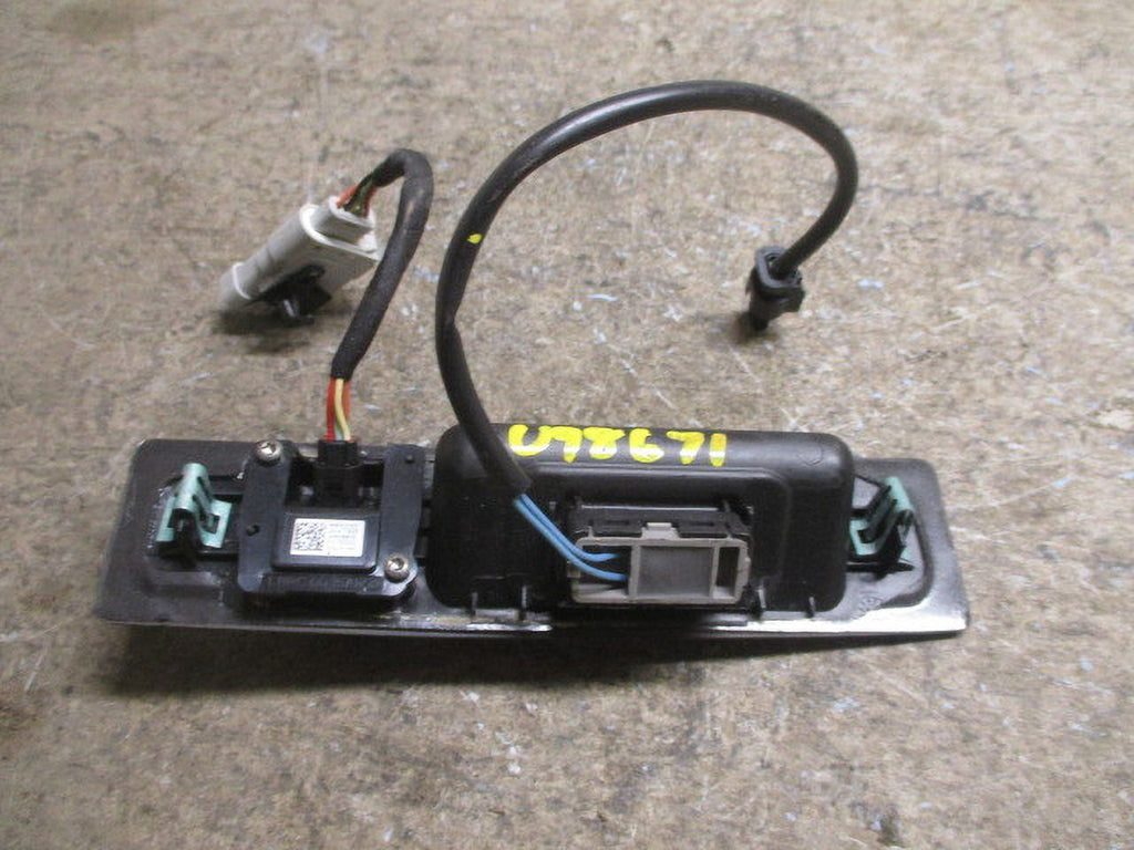 Back Equinox 18 Pre-Owned (Good) Chevrolet LKQ 20 Camera Up OEM View 21 19 Rear